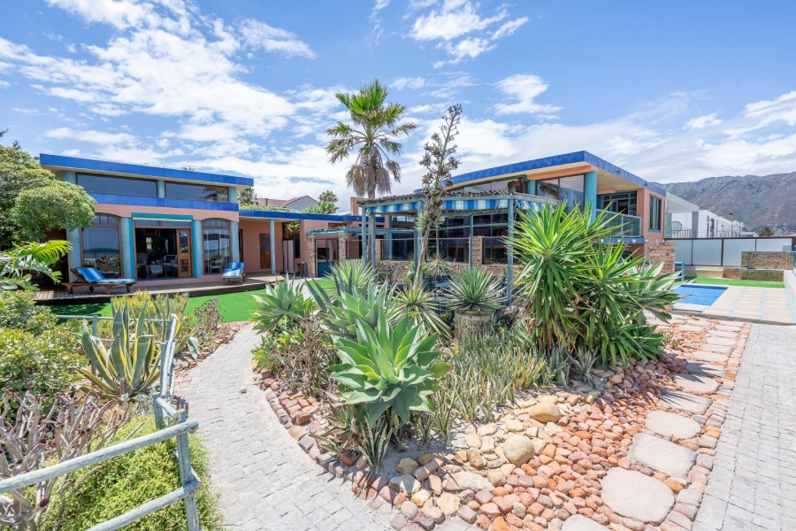 4 Bedroom Property for Sale in Gordons Bay Western Cape